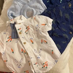 Baby lot newborn and Easter shirt 3mo never worn